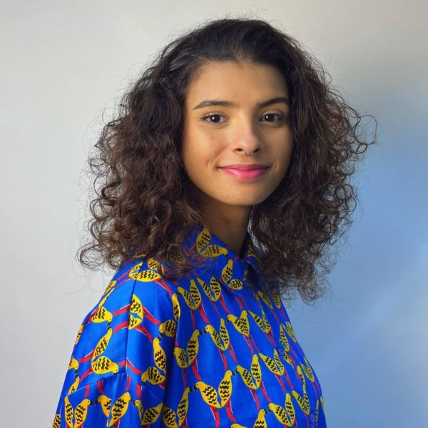 Corte de cabelo crespo especializado